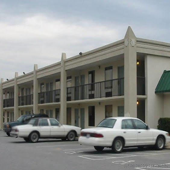 Red Roof Inn & Suites Wilkesboro Dış mekan fotoğraf